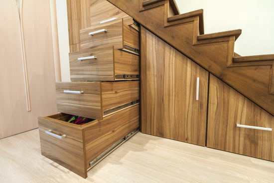 Why choose oak? Exploring the benefits of oak stair parts